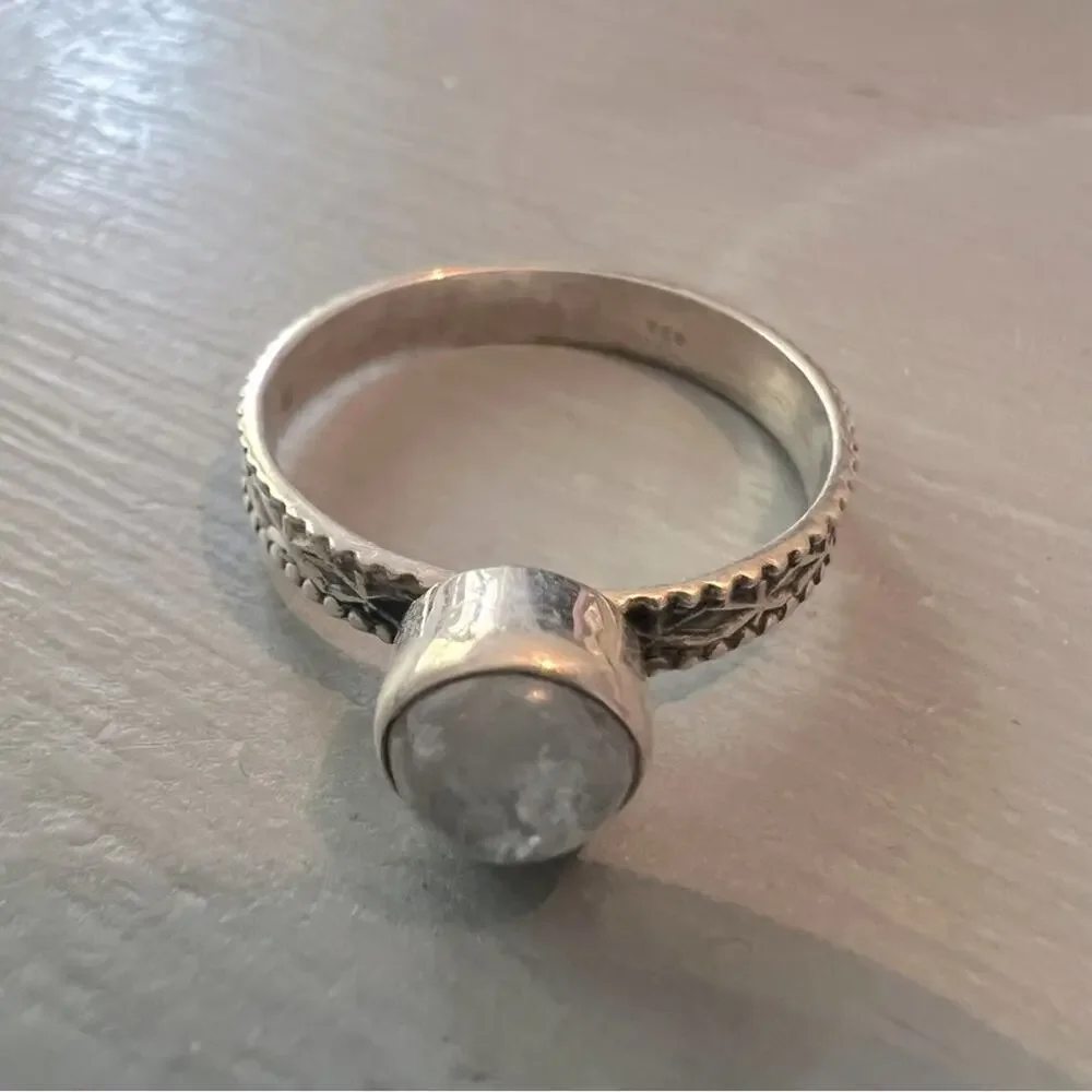 925 Sterling Silver Moonstone Ring Size 8